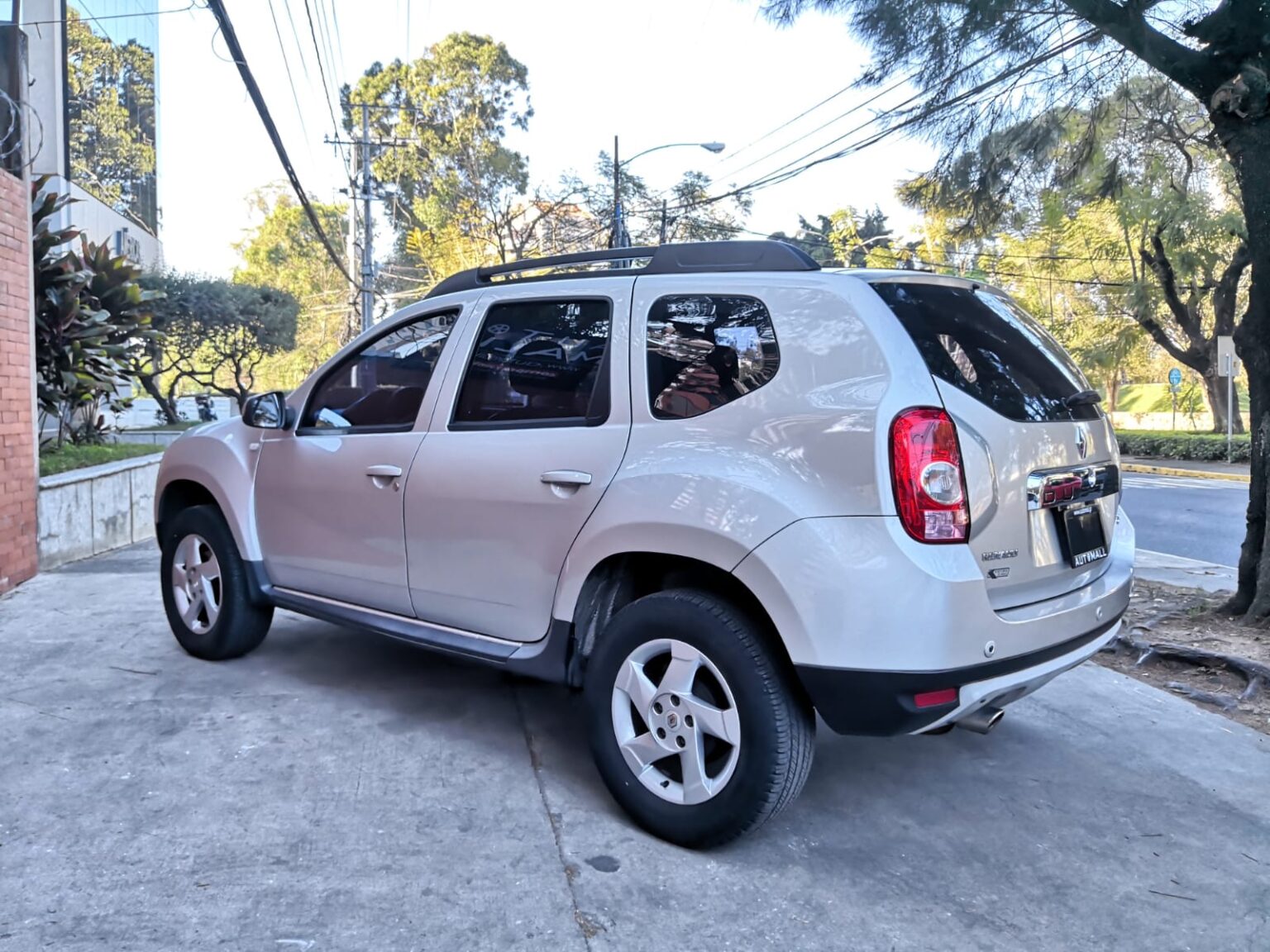 Renault-Duster-2015-540FXB (13)