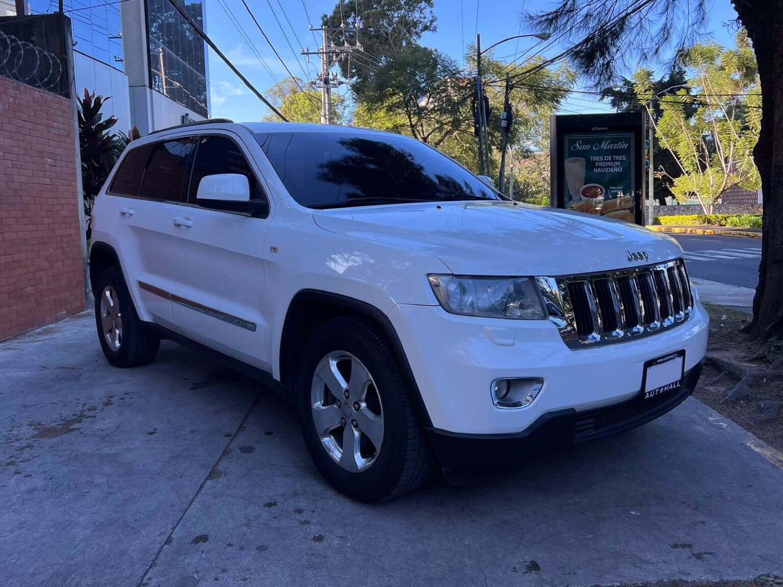 JEEP GRAN CHEROKEE LAREDO 2012 P540FGY (3)