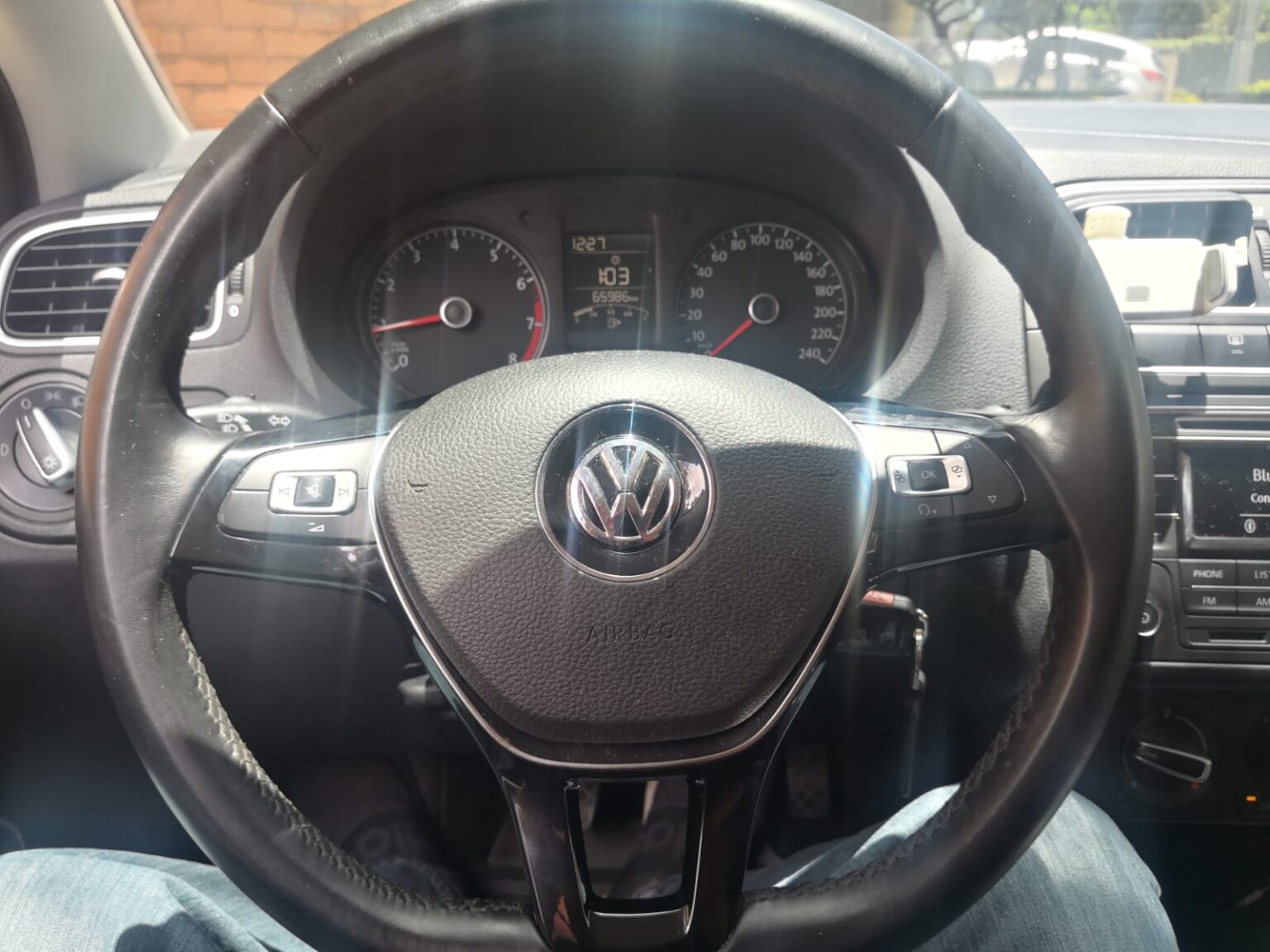 Volkswagen-polo-hb-2017-098GPP (2)