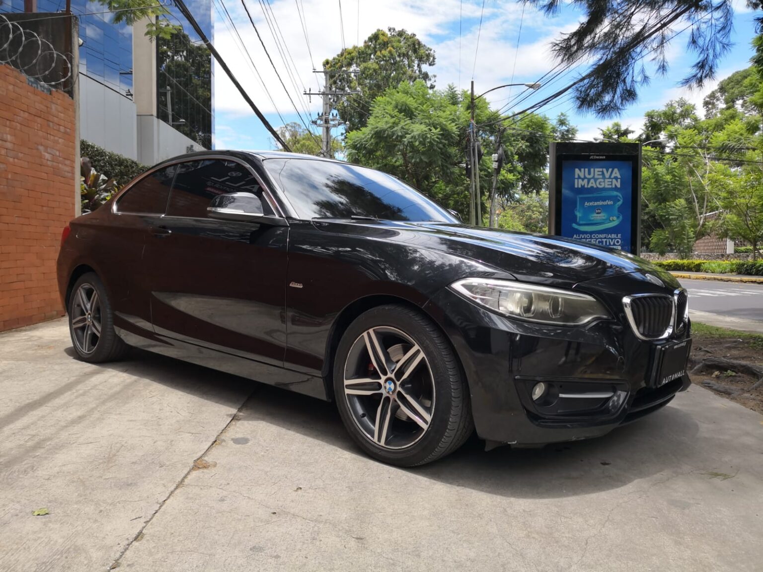 BMW-220i-Coupe-2017-261GNB (18)