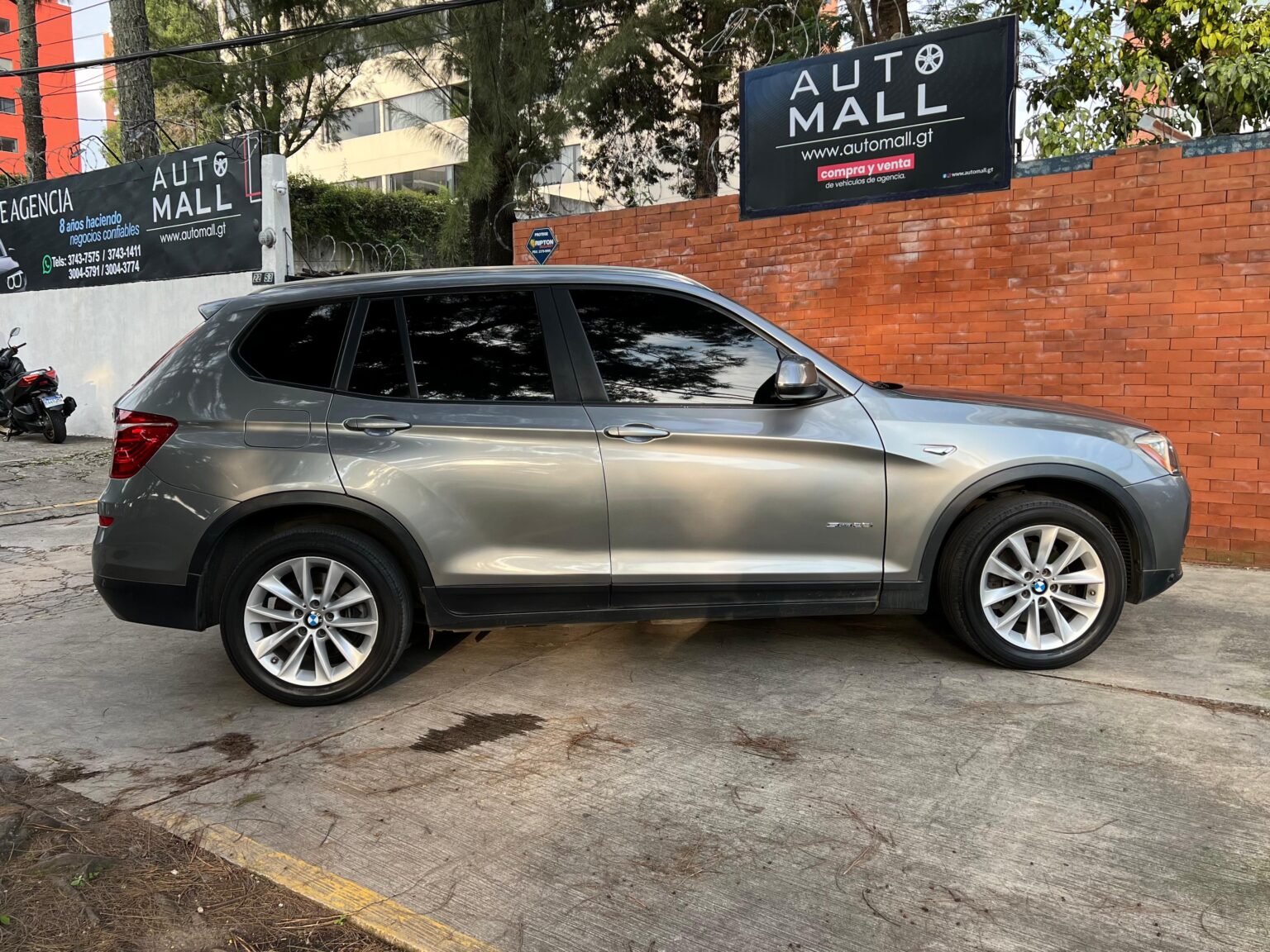 BMW-X3-28i-2017-664KGW (1)