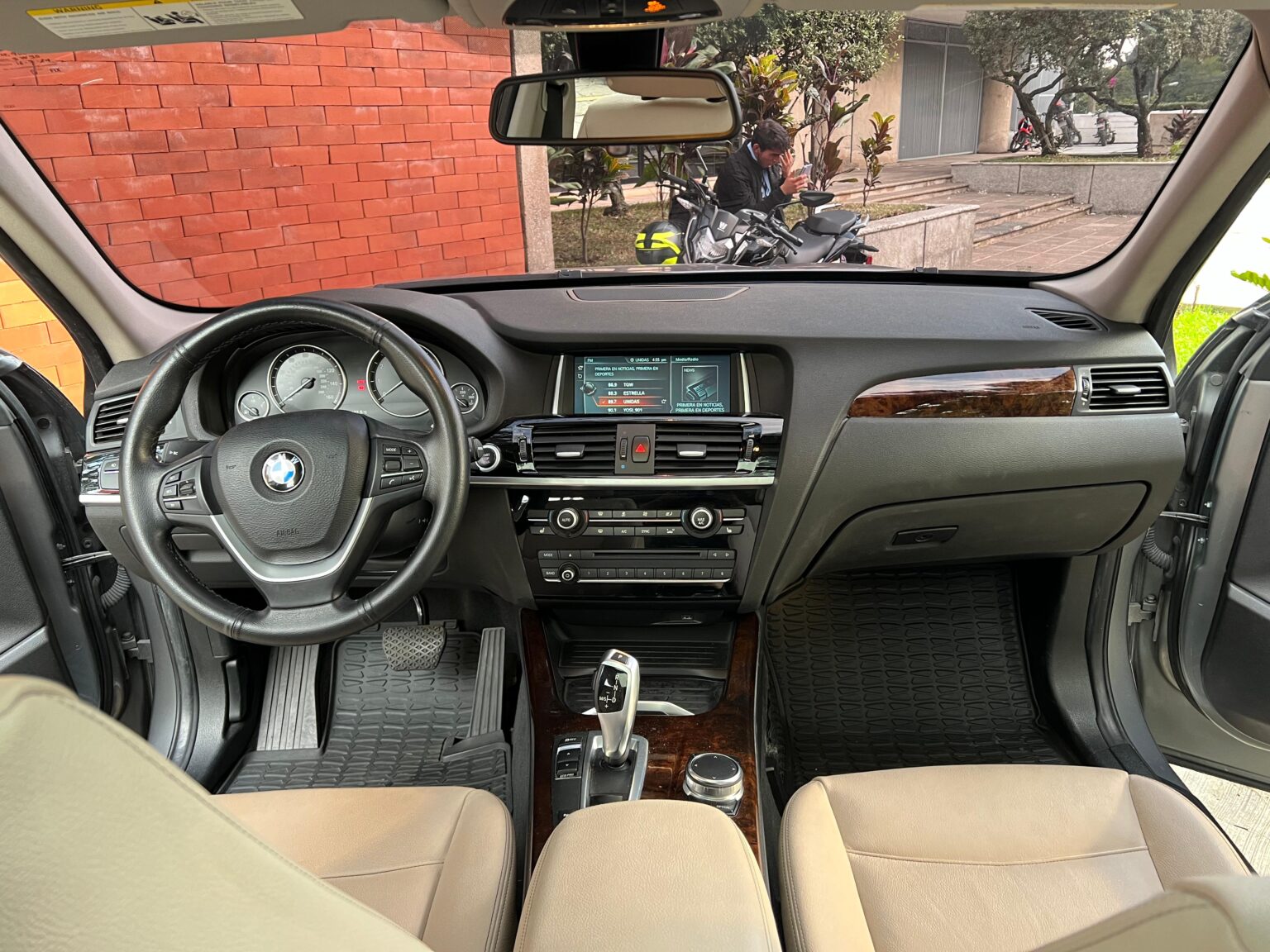 BMW-X3-28i-2017-664KGW (12)