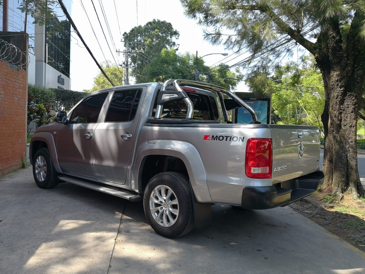 Volkswagen-Amarok-2023-697KRB (5)