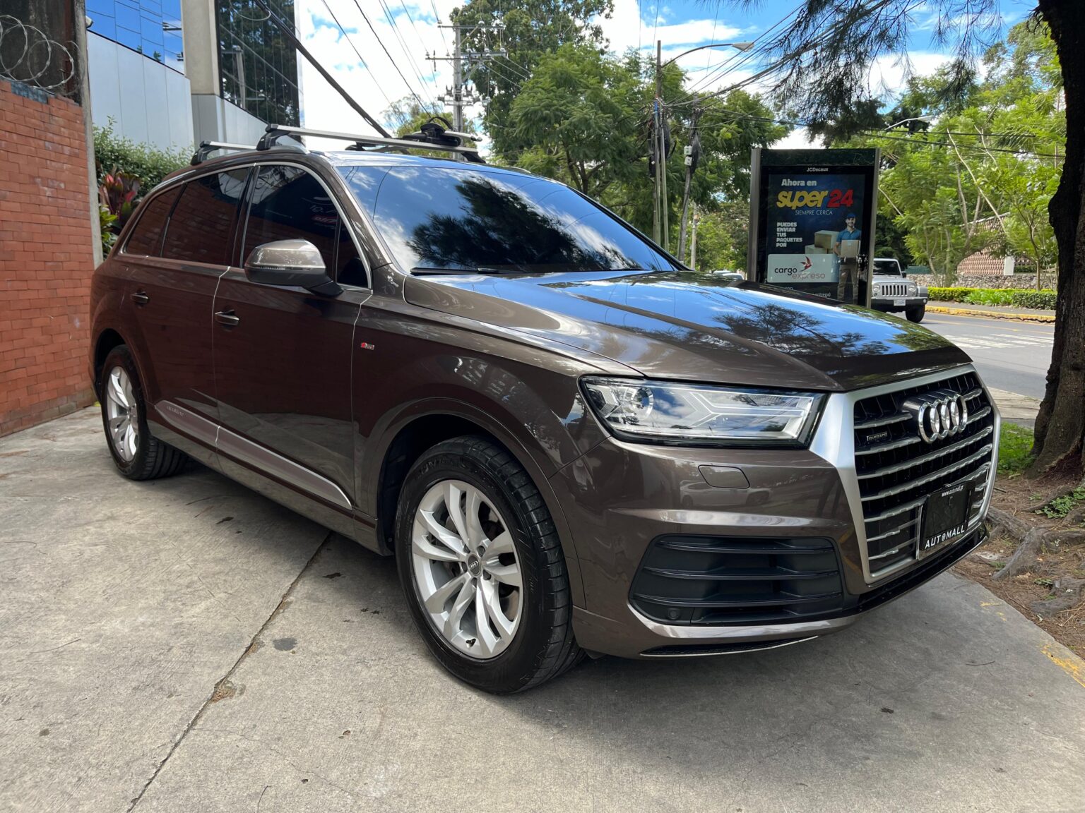 Audi-Q7-2019-068HGD (13)