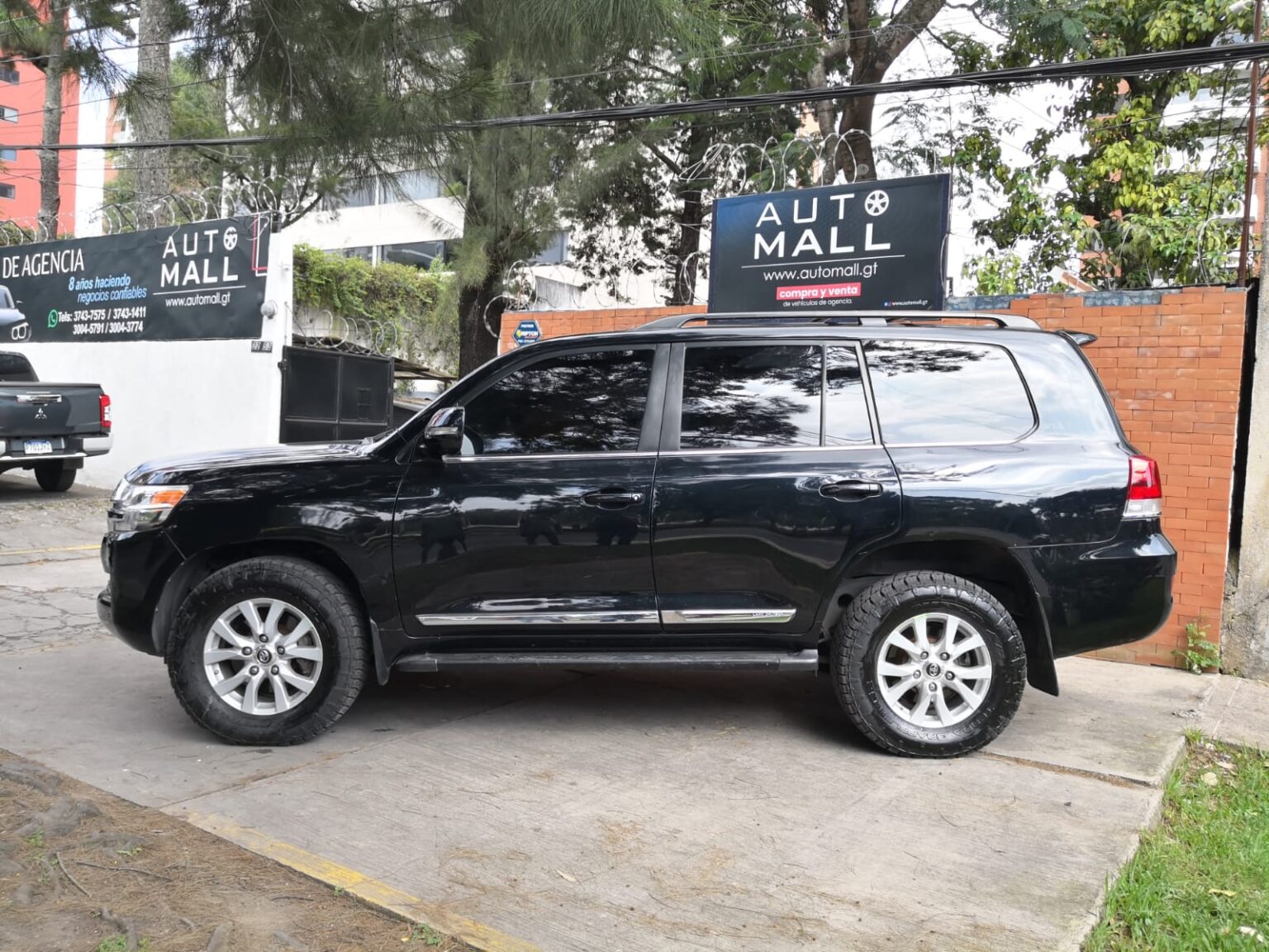 Toyota-Land-Cruiser-2017-blindada-377JNH (1)