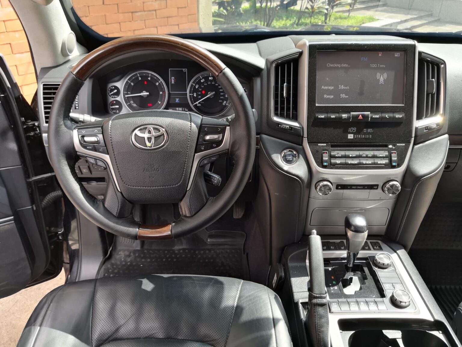 Toyota-Land-Cruiser-2017-blindada-377JNH (5)