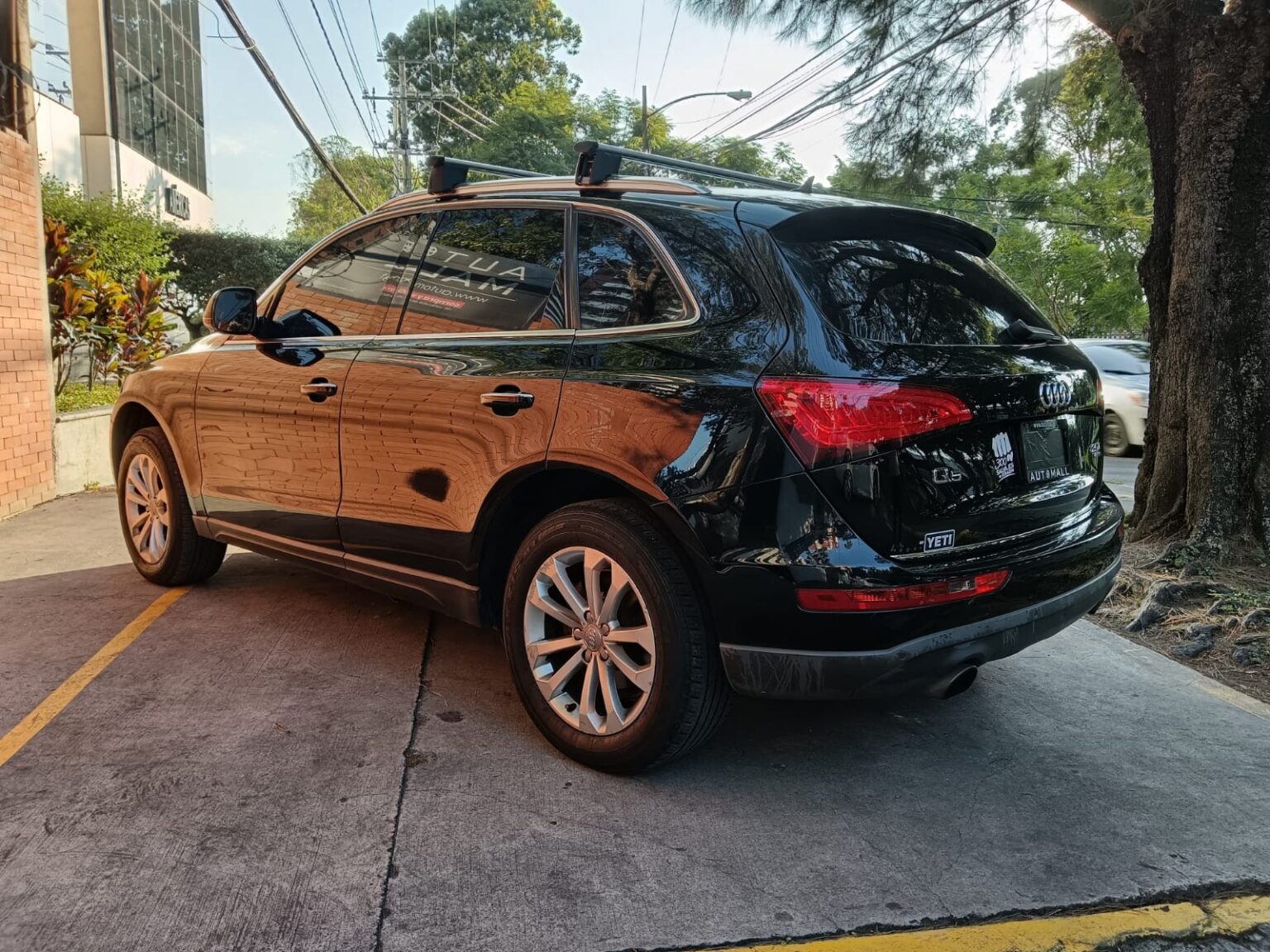 Audi-Q5-2016-negra (15)