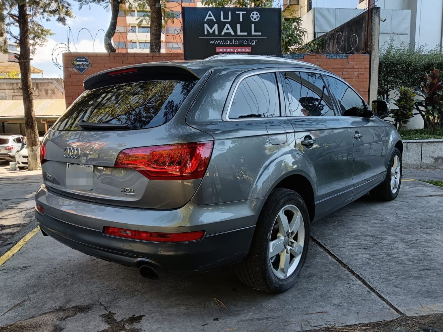 Audi-Q7-2014-600FMR (14)