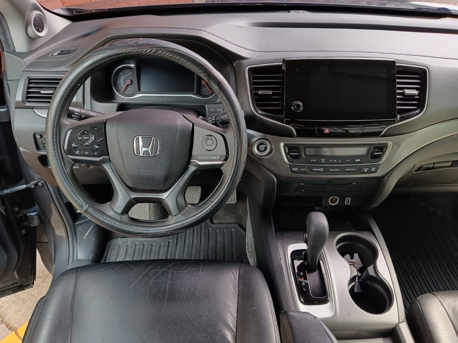 Honda-Pilot-2WD-LX-2019-388HYZ (10)