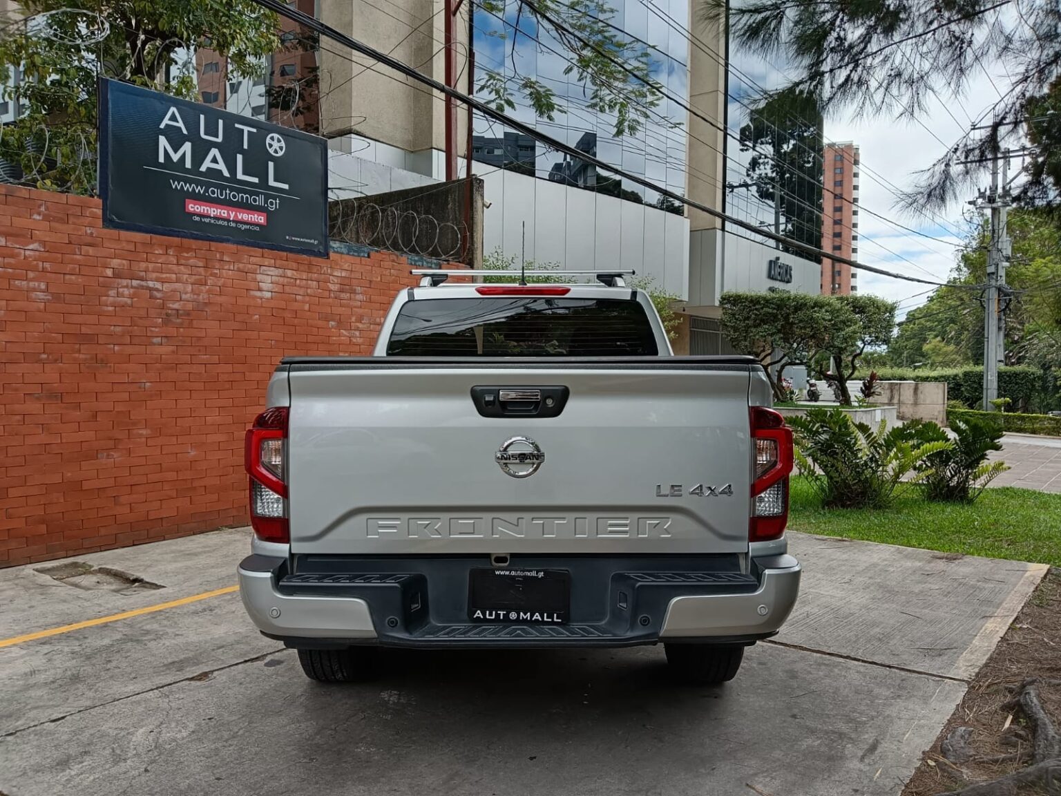 Nissan-Frontier-LE-Blindado-2022-517HYM (17)