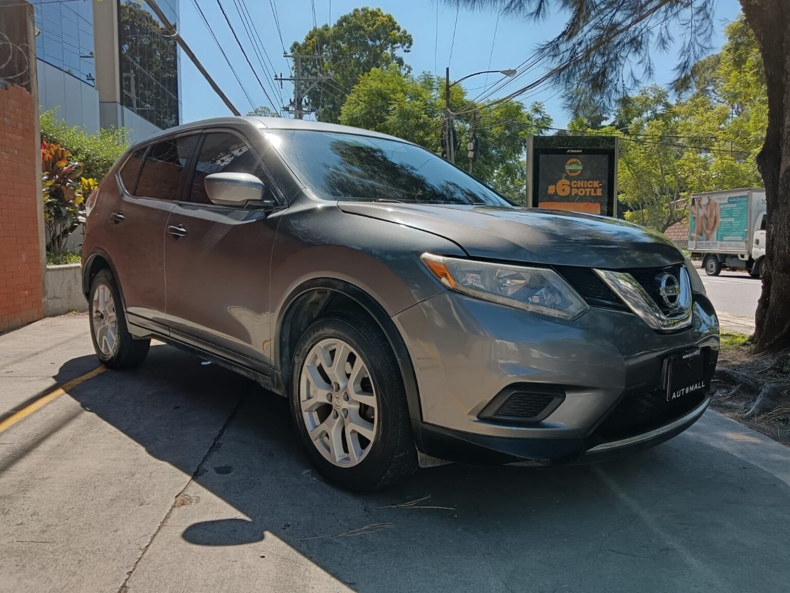 Nissan-Rogue-S-AWD-2016-932JRX (8)