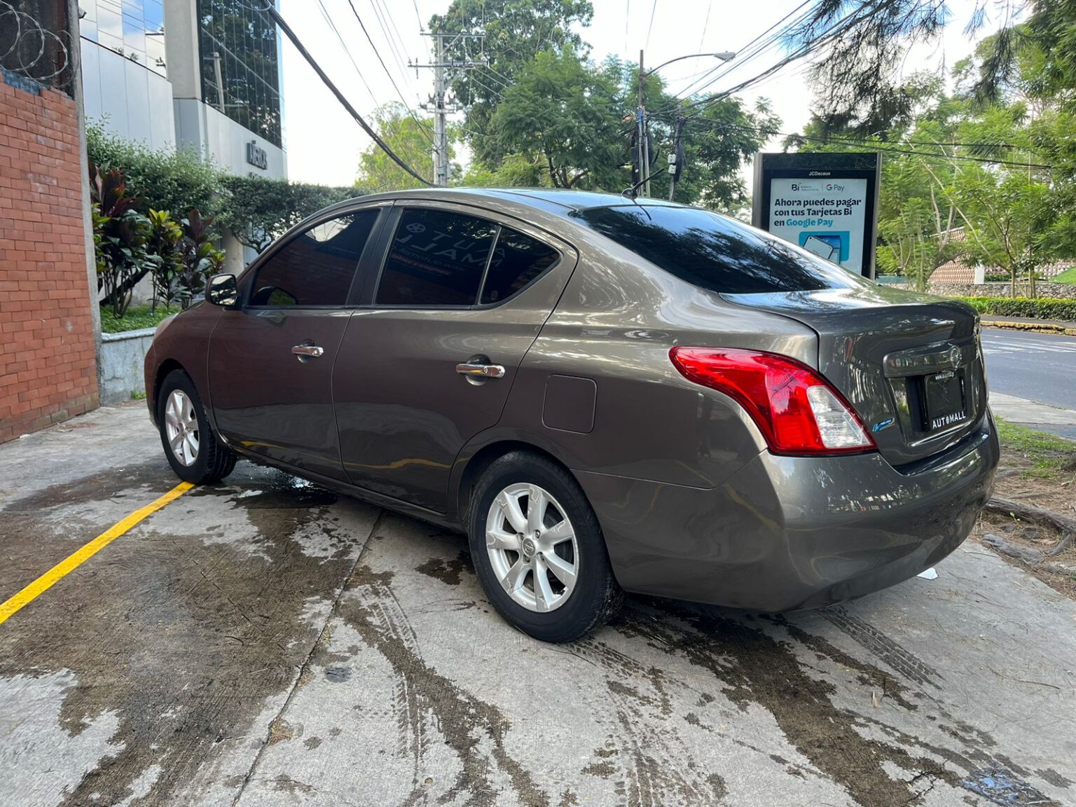 Nissan-Versa-N17-2013-541FJH (6)