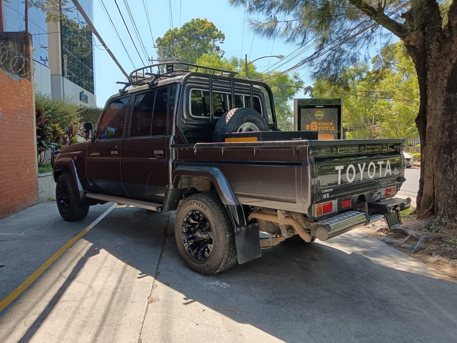 Toyota-Land-Cruiser-V8-Limited-2019-376HYZ (15)