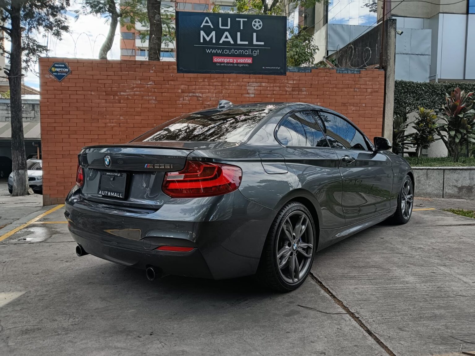 BMW-M235i-Coupe-2016-807FZM (3)