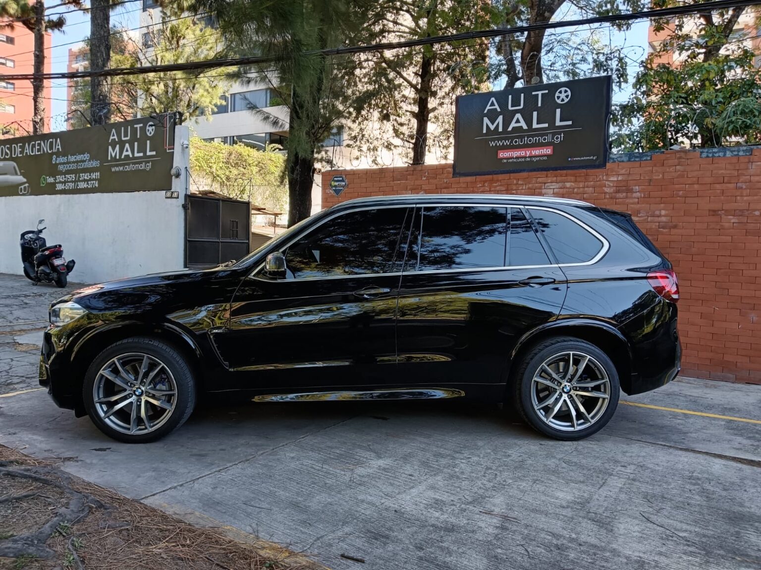 BMW-X5-50i-2014-375GDS (2)