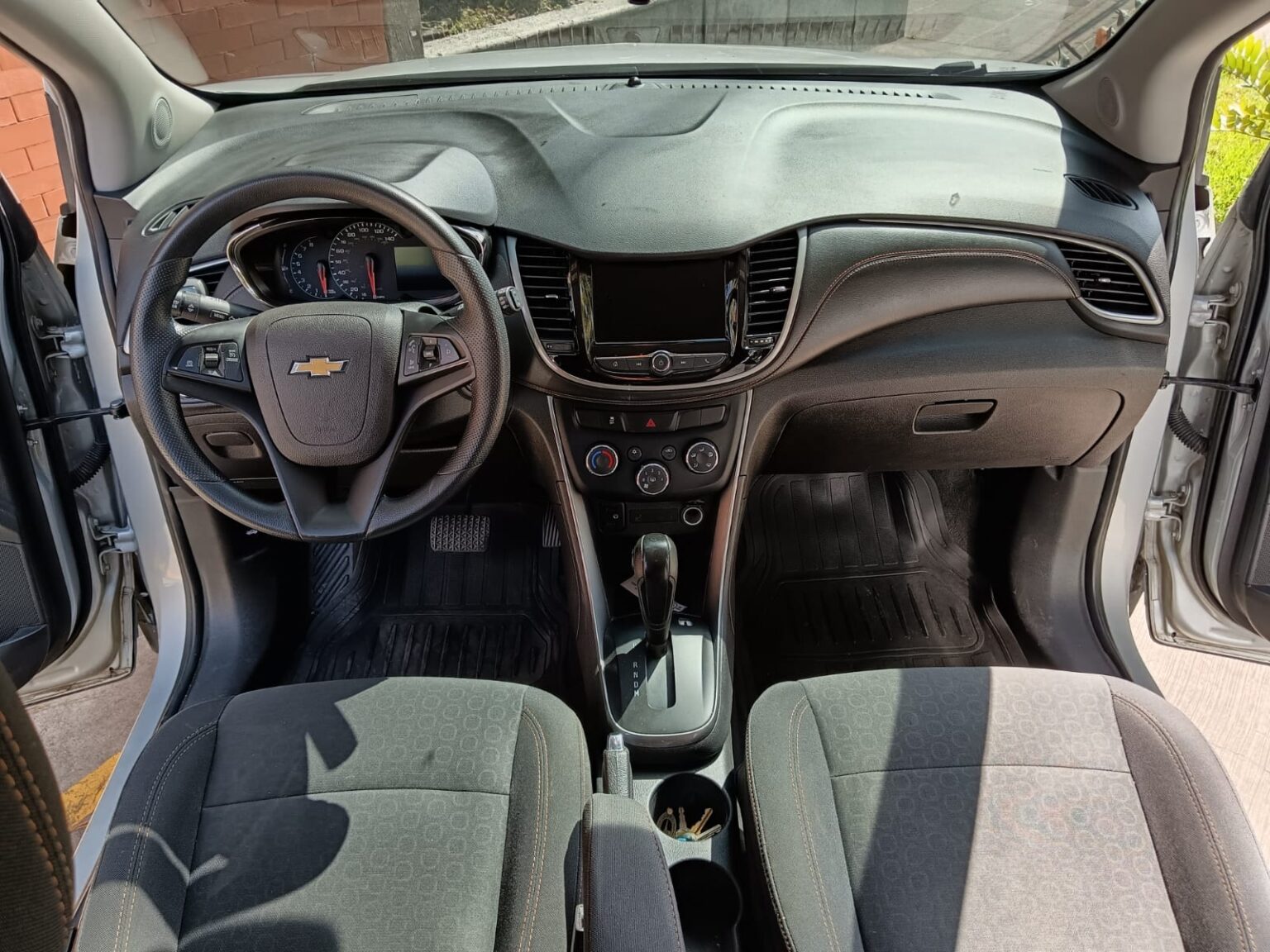 Chevrolet-Trax-LS-2WD-2019-988JPB (11)