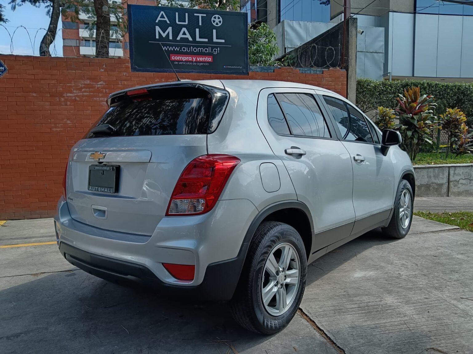 Chevrolet-Trax-LS-2WD-2019-988JPB (15)