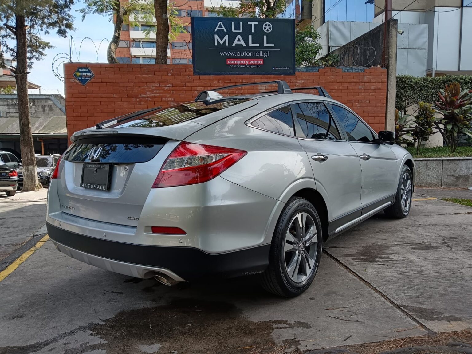 Honda-Crosstour-EXL-4WD-2013-172FLJ (16)