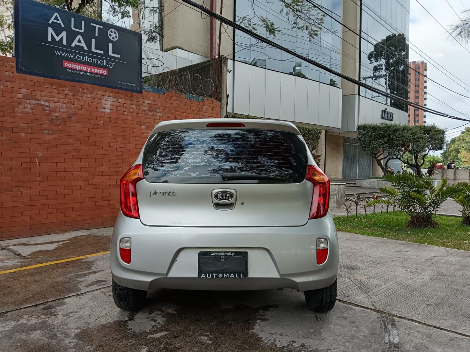 Kia-Picanto-LX-2012-981FFW (17)