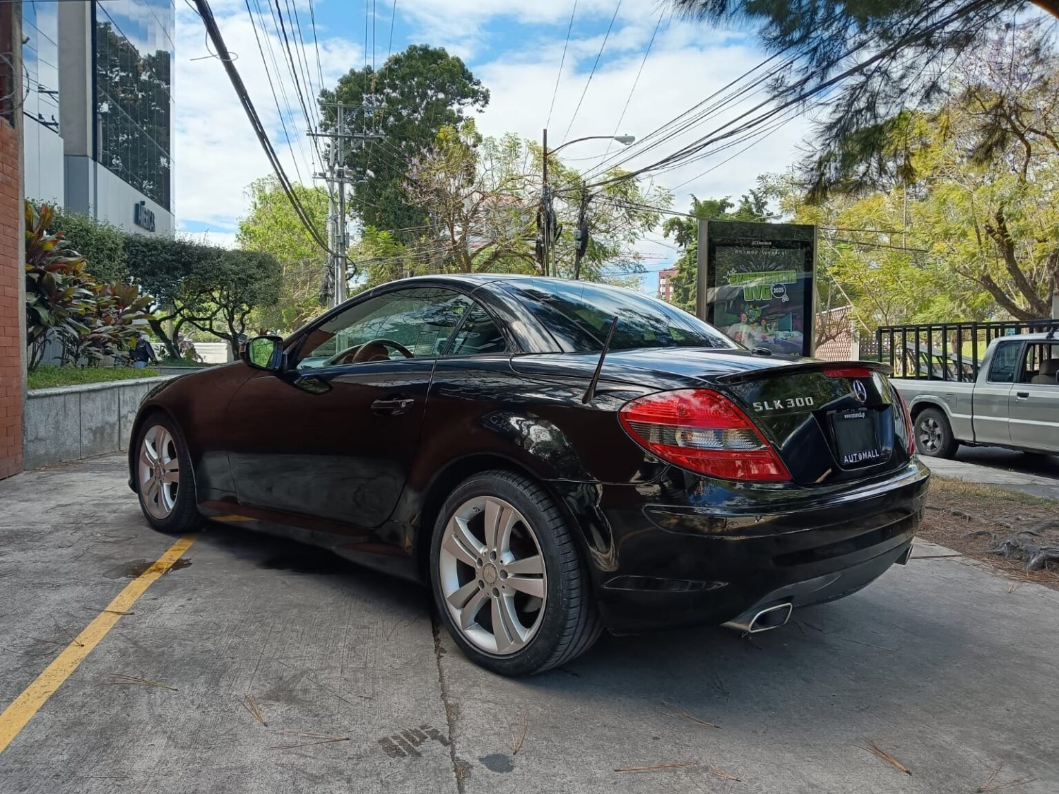 Mercedes-Benz-SLK300-2011-441GMH (4)
