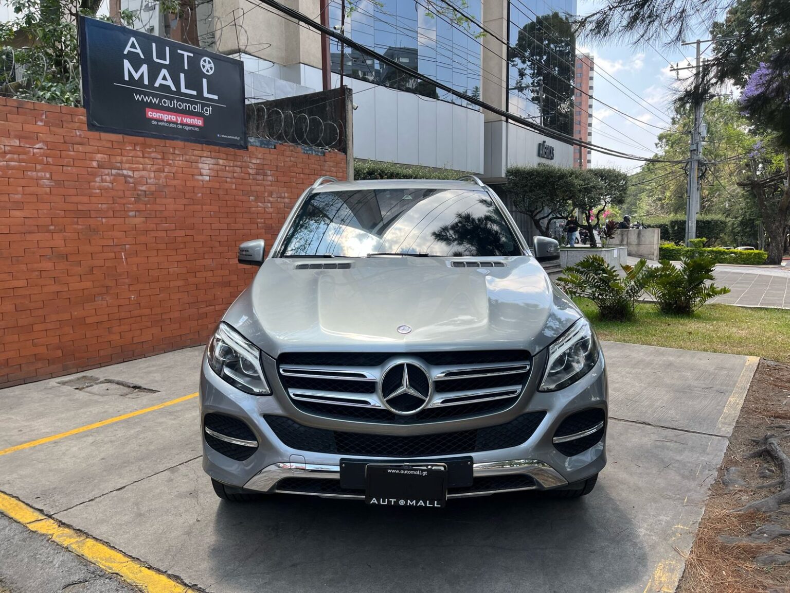 Mercedes-Benz-GLE-400-2016-456GFH (3)