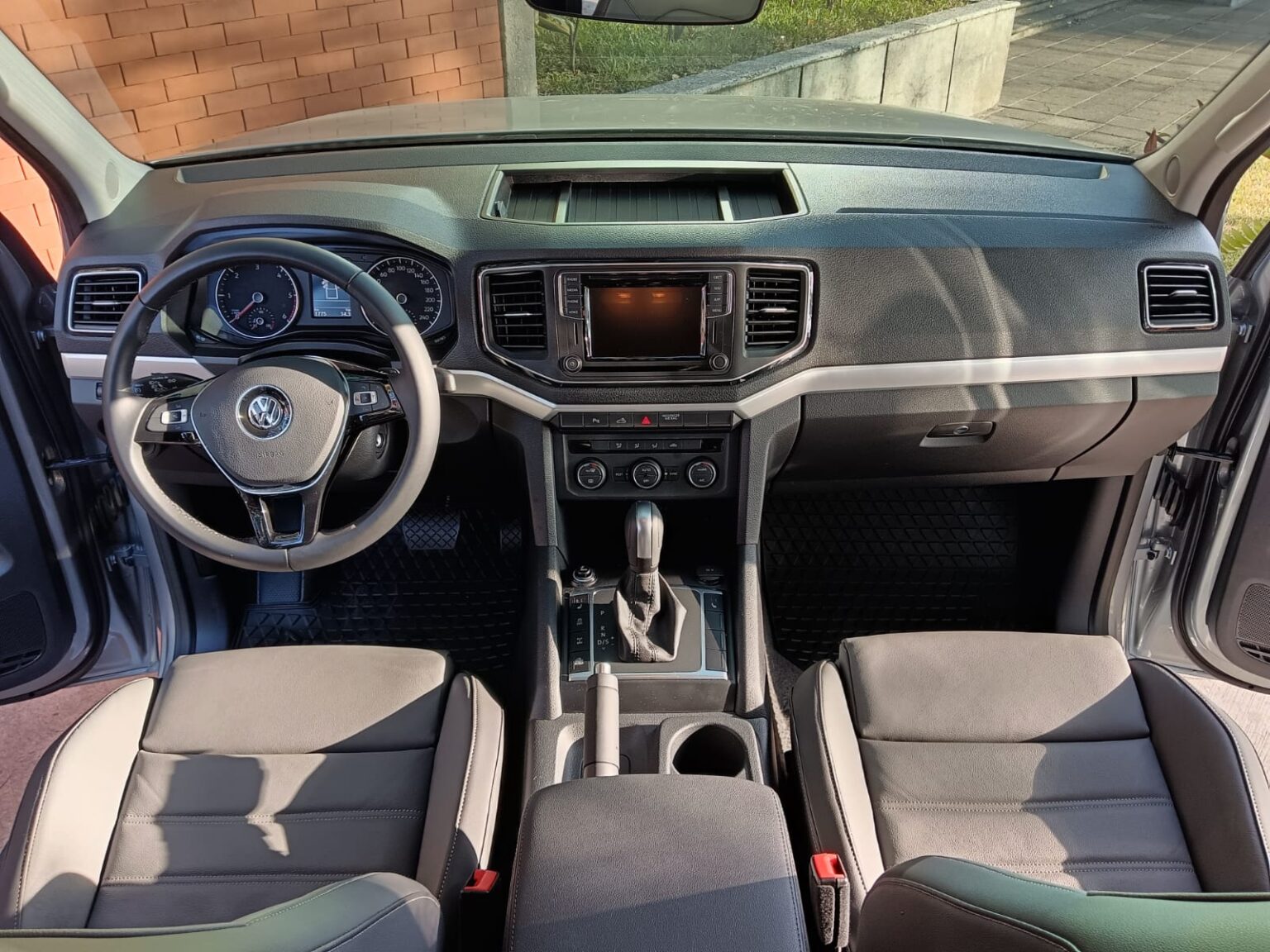 Volkswagen-Amarok-2024-794KYX (14)