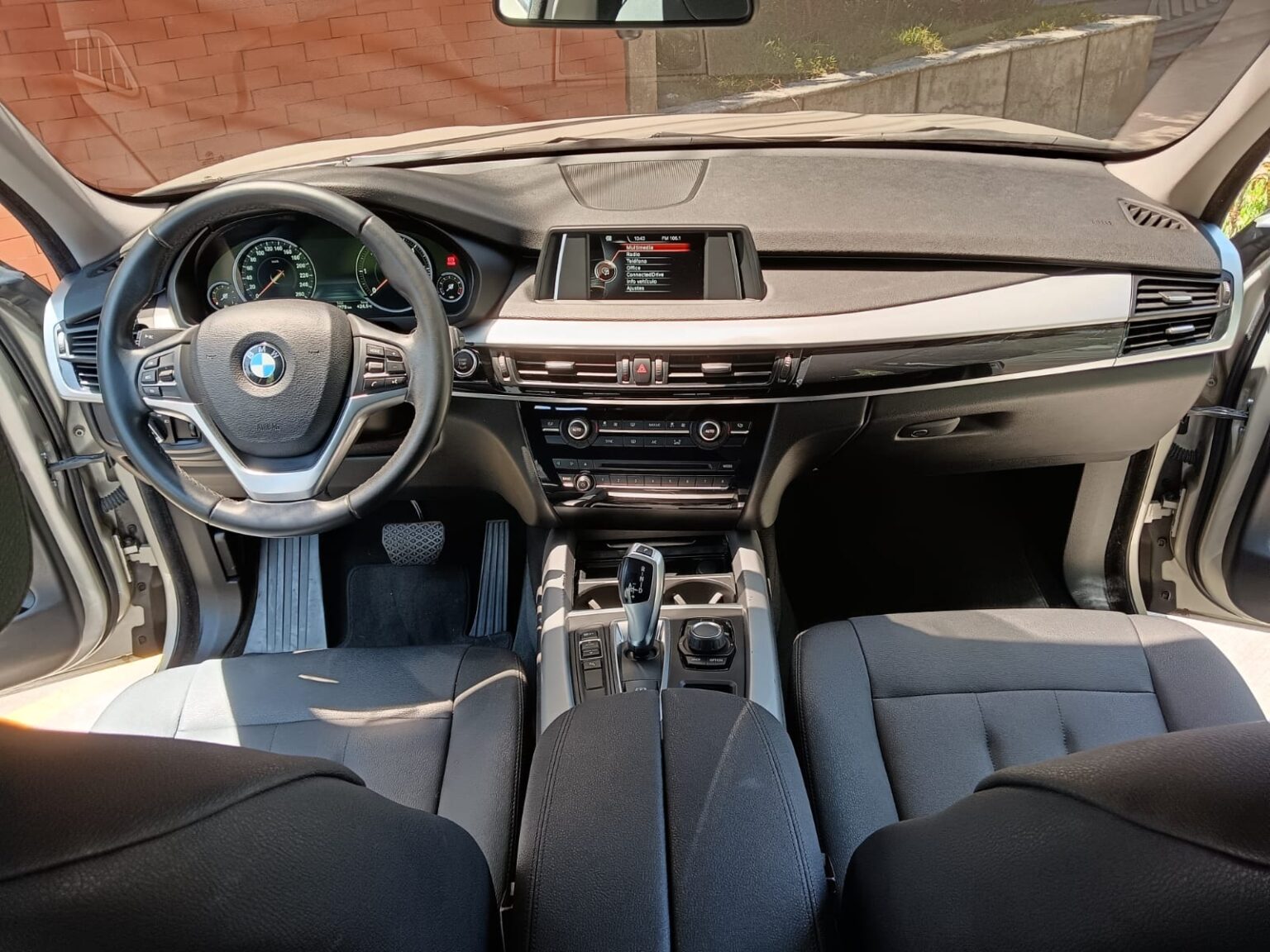 BMW-X5-25D-2017-081GHX (10)