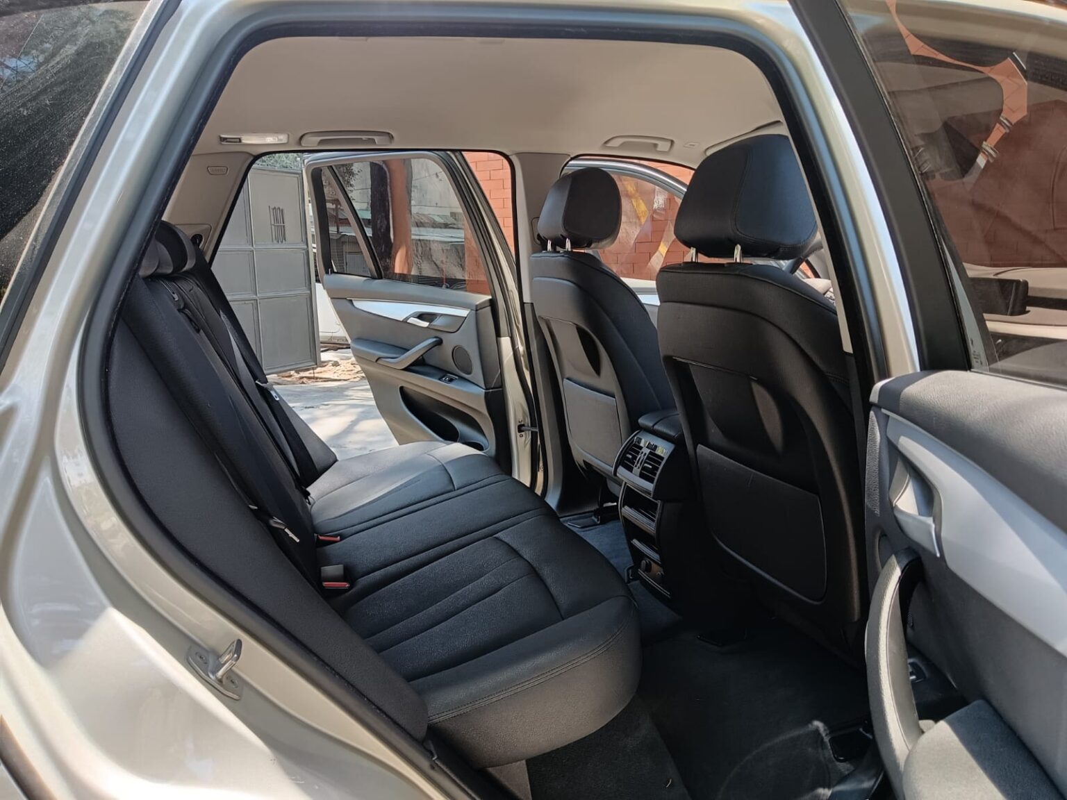 BMW-X5-25D-2017-081GHX (11)