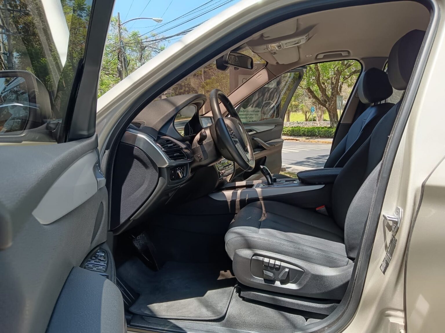 BMW-X5-25D-2017-081GHX (15)