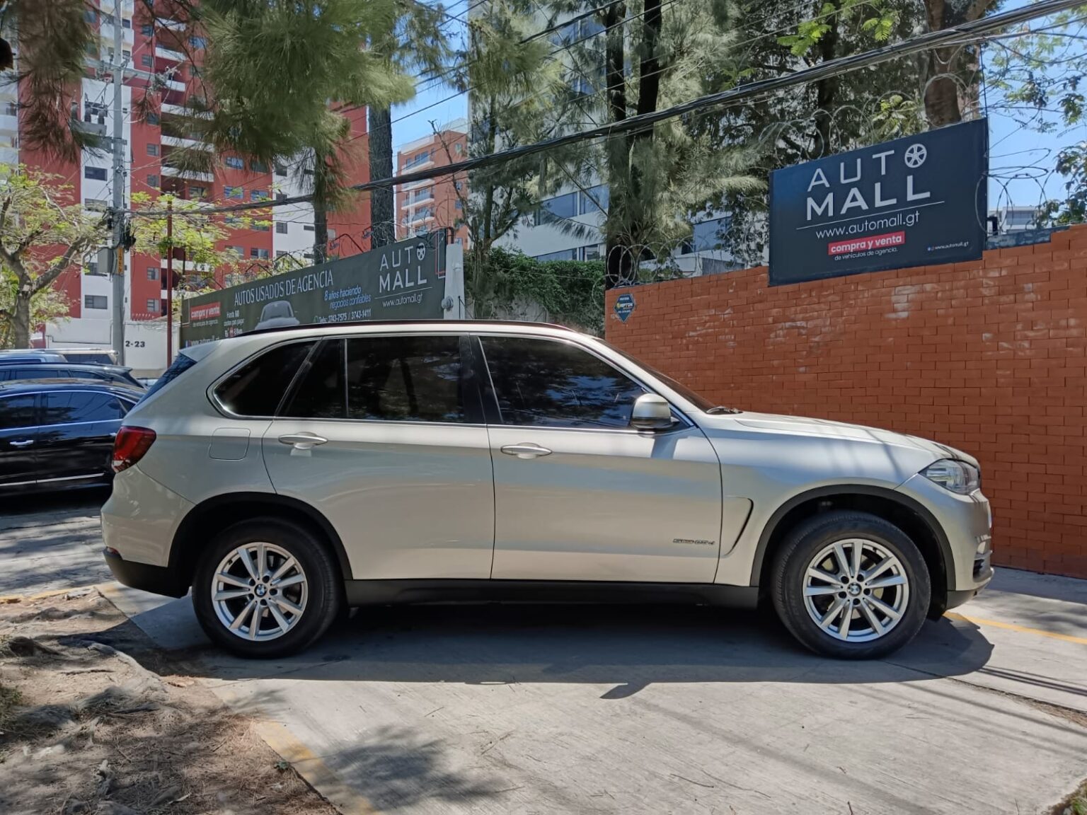 BMW-X5-25D-2017-081GHX (16)