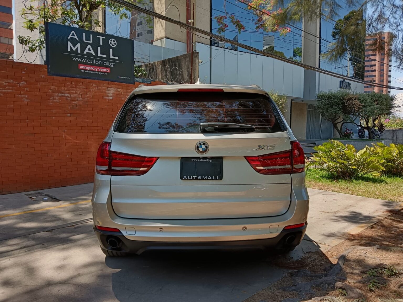 BMW-X5-25D-2017-081GHX (18)