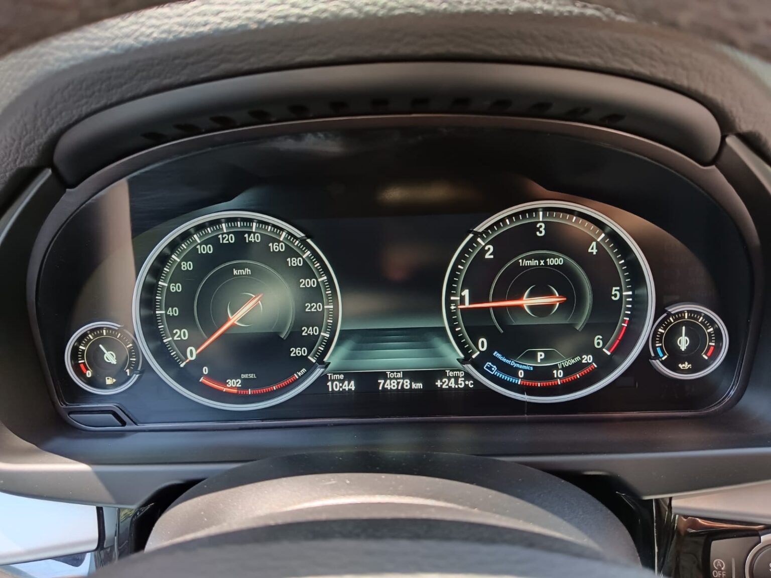 BMW-X5-25D-2017-081GHX (8)