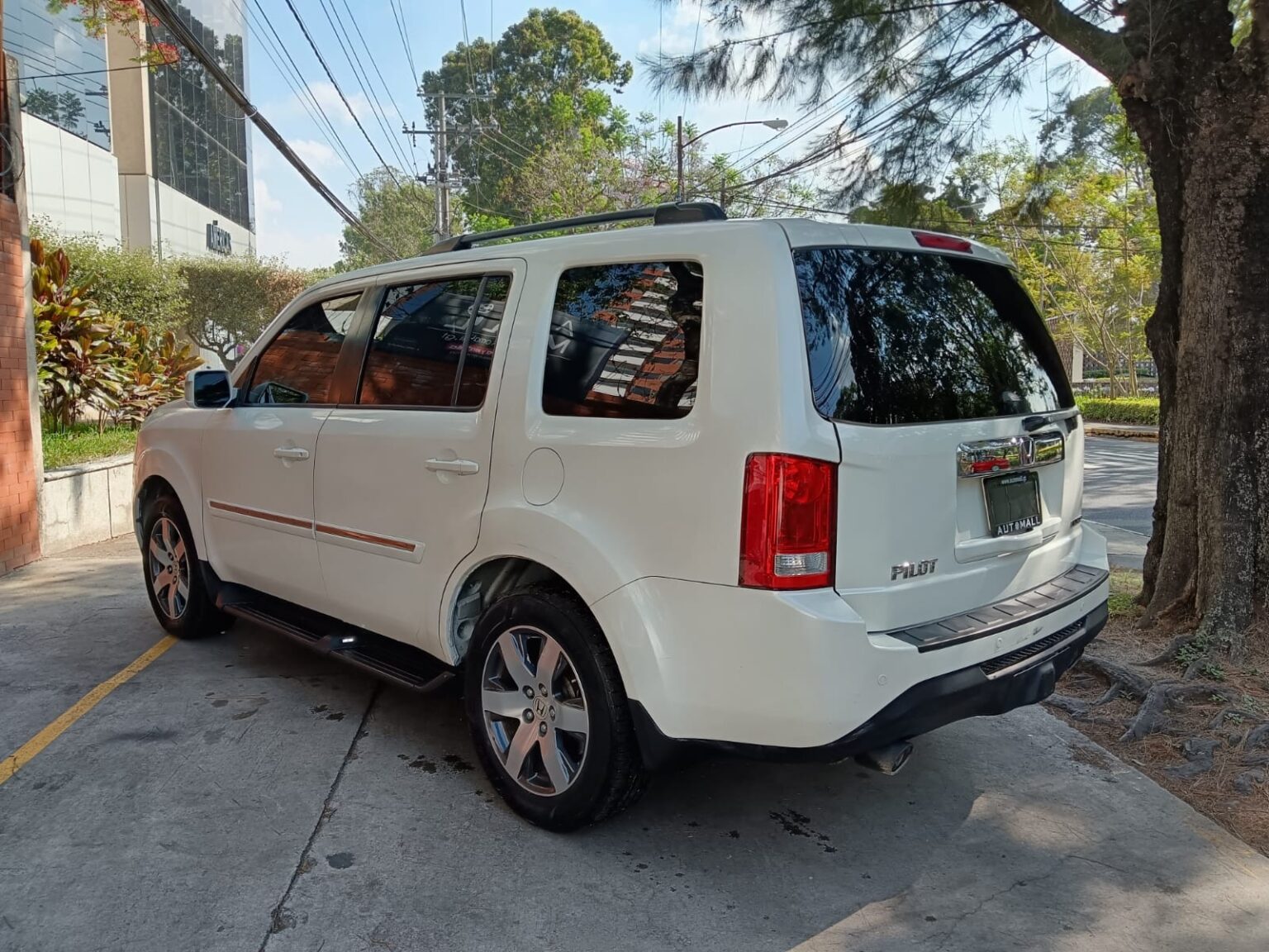 Honda-Pilot-Touring-2013-490KYC (18)