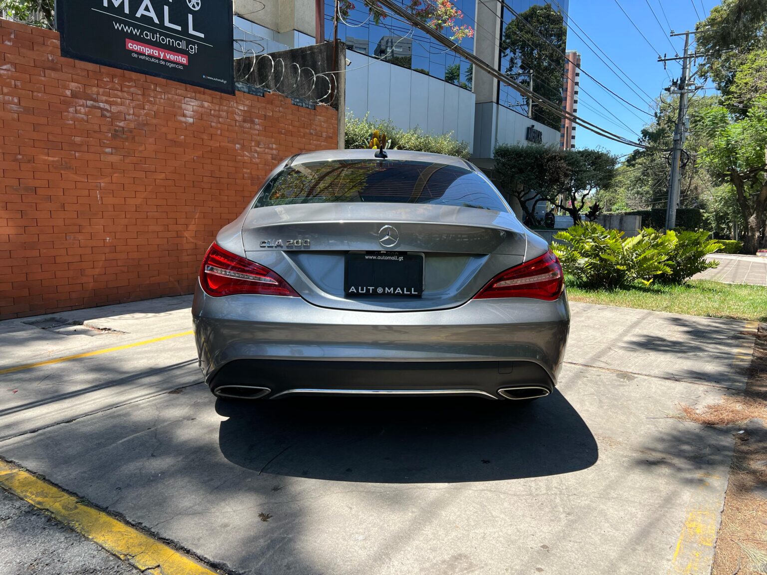 Mercedes-Benz-CLA200-Coupe-2017-708GQL (7)