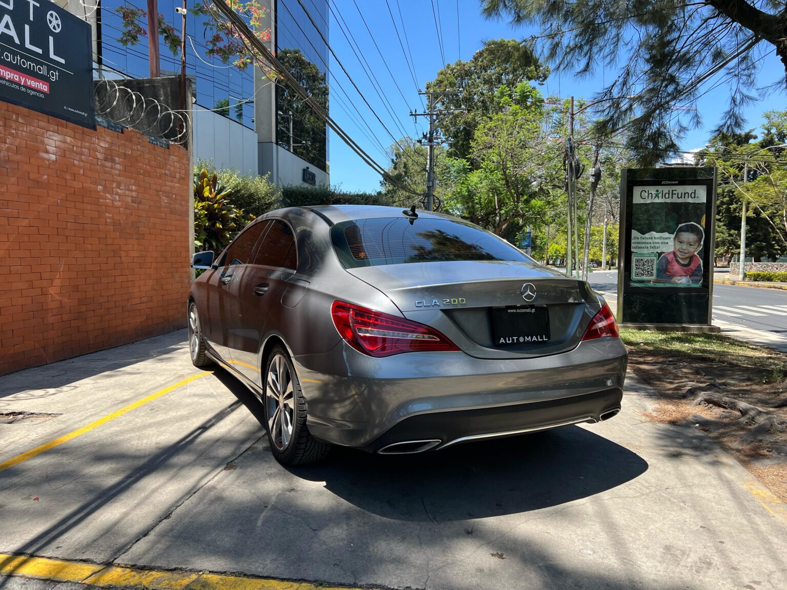 Mercedes-Benz-CLA200-Coupe-2017-708GQL (9)