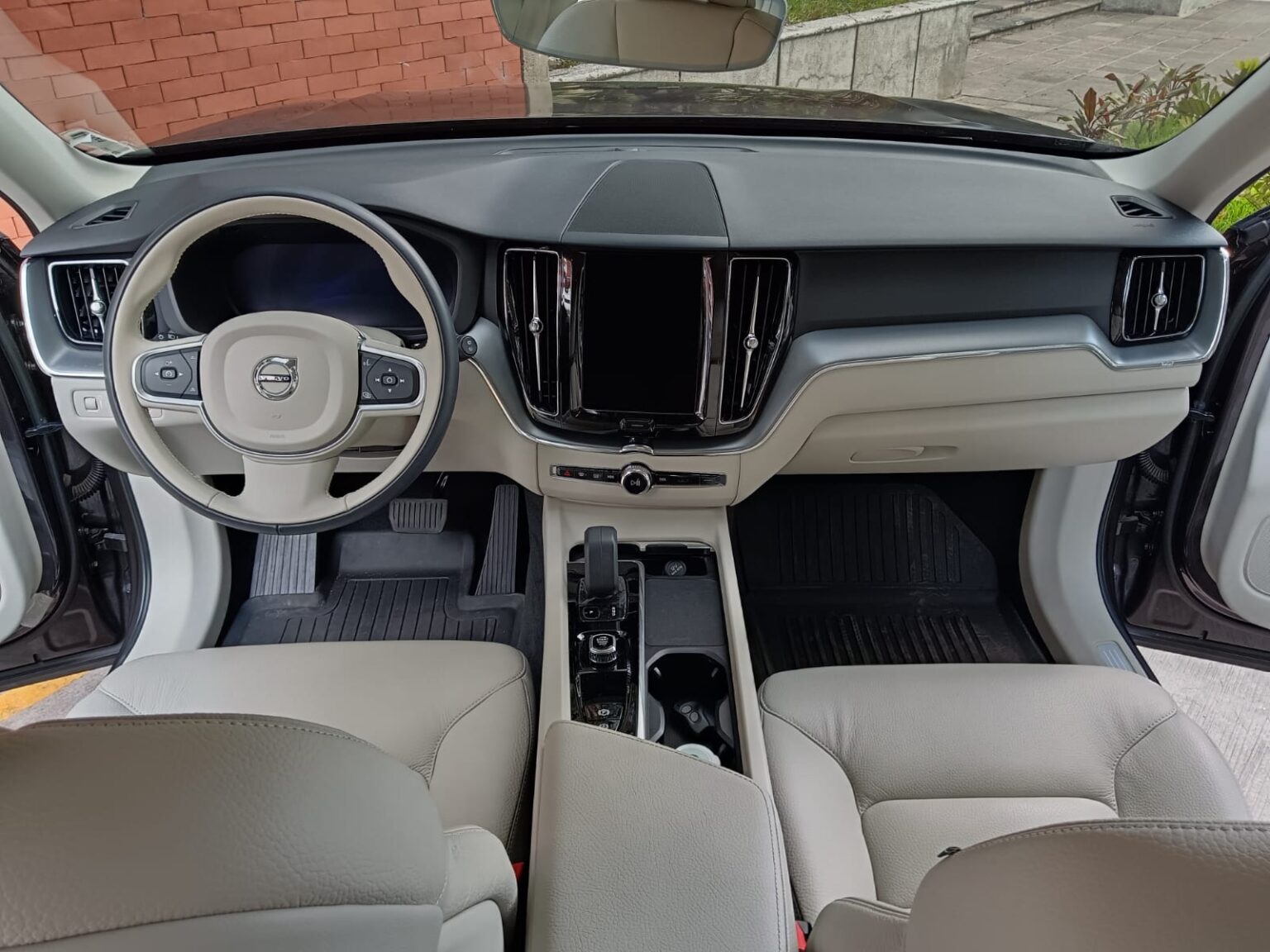 Volvo-XC60-2022-229JYY (6)
