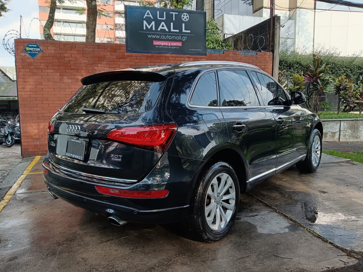 Audi-Q5-2016-296FXB (18)