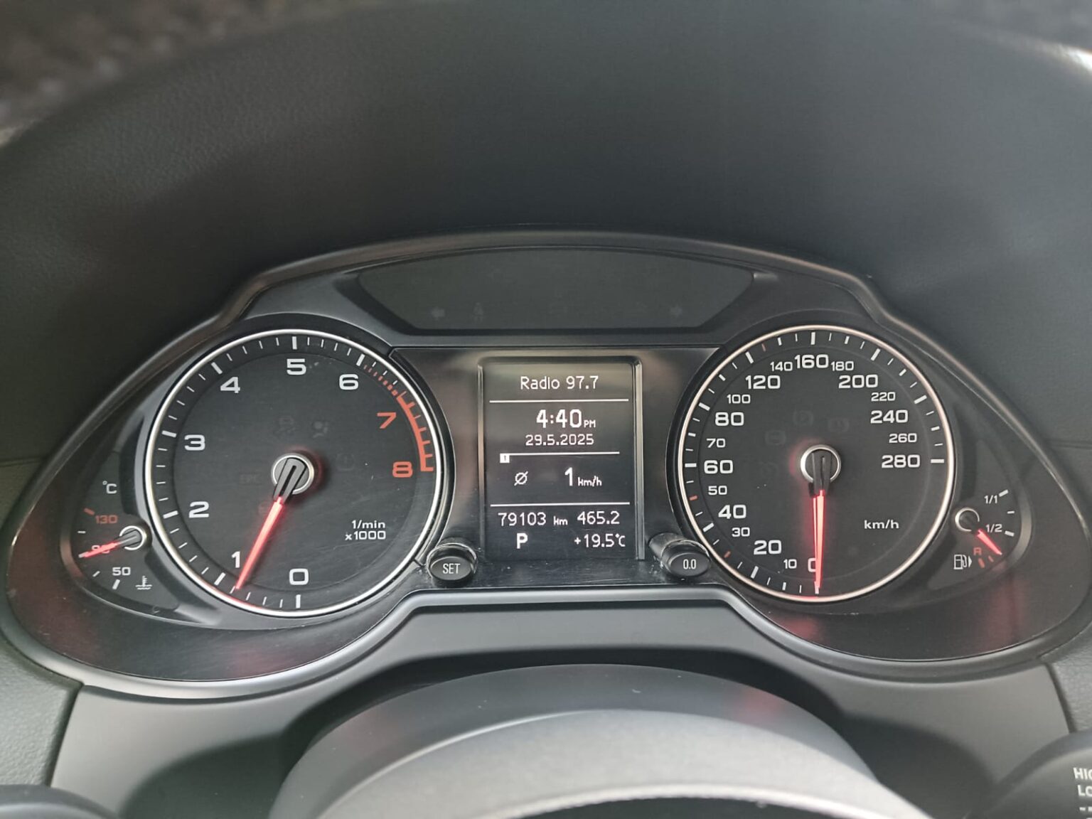 Audi-Q5-2016-296FXB (5)