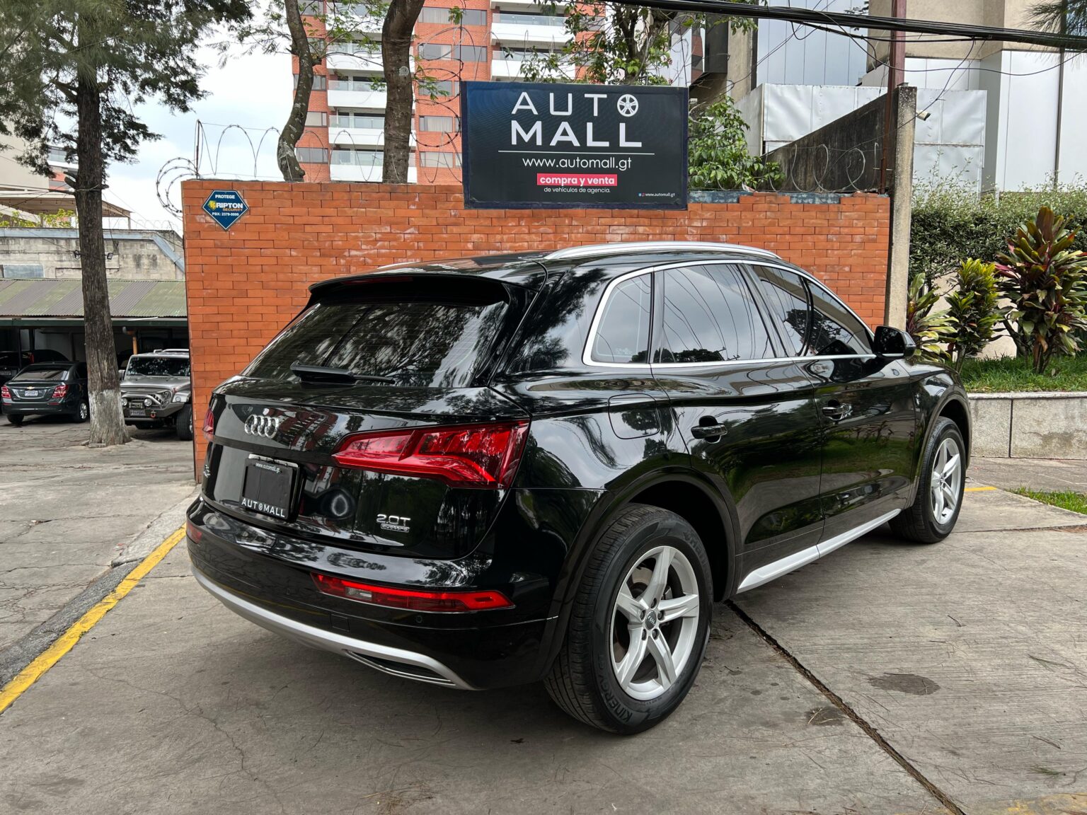 Audi-Q5-2018-816HDL (6)