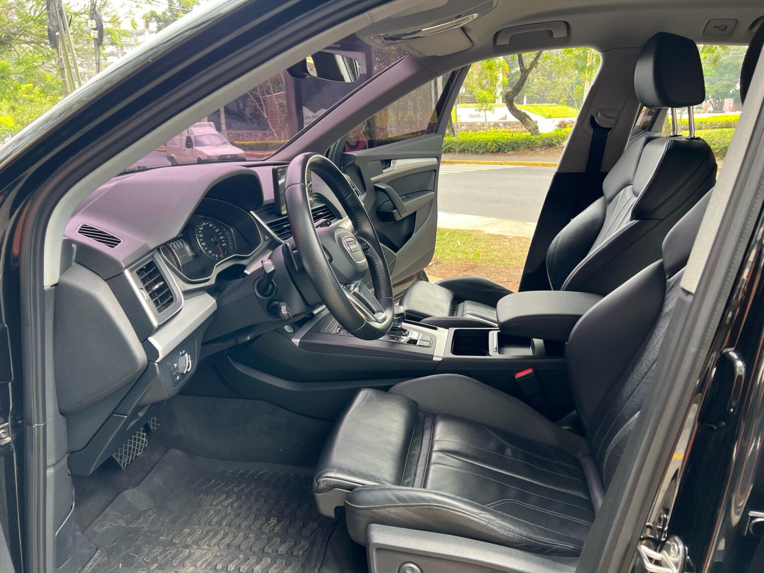 Audi-Q5-2018-816HDL (8)