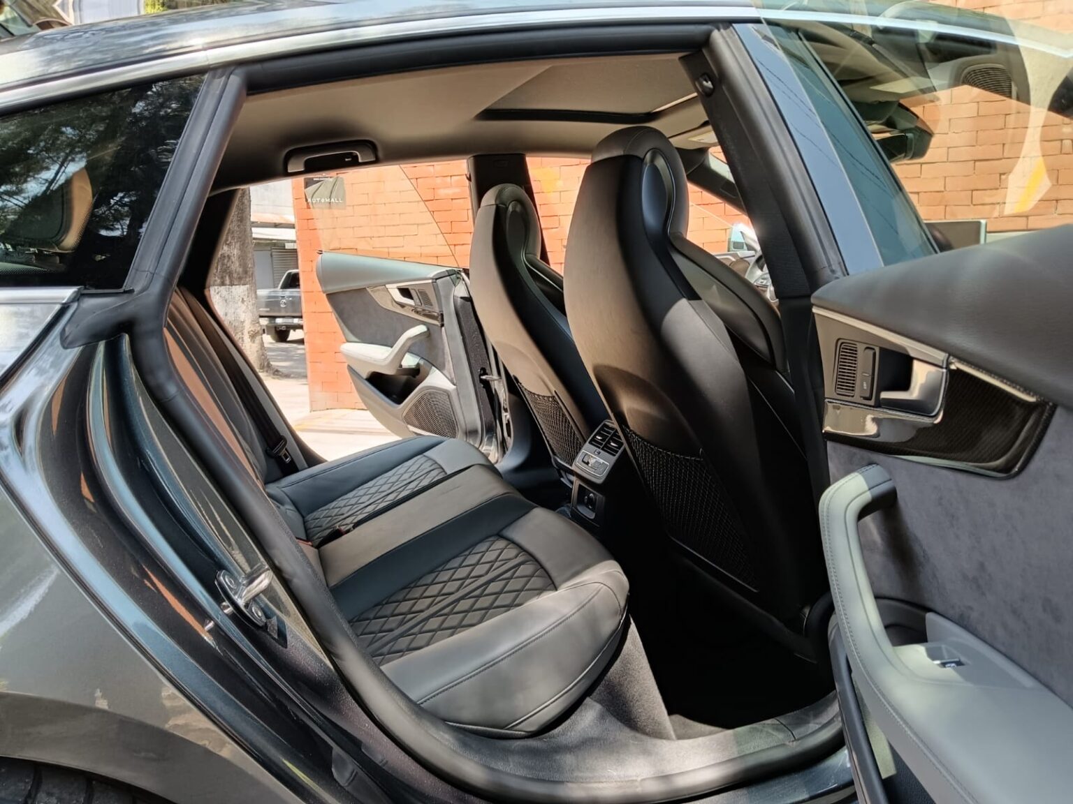 Audi-S5-2018-661HVG (13)