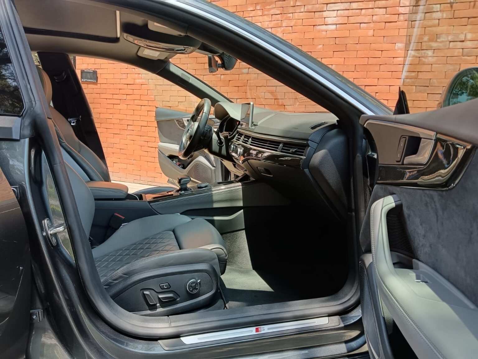 Audi-S5-2018-661HVG (7)