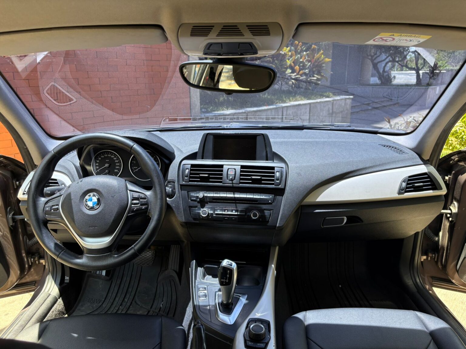 BMW-118i-AT-2015-642FWF (12)