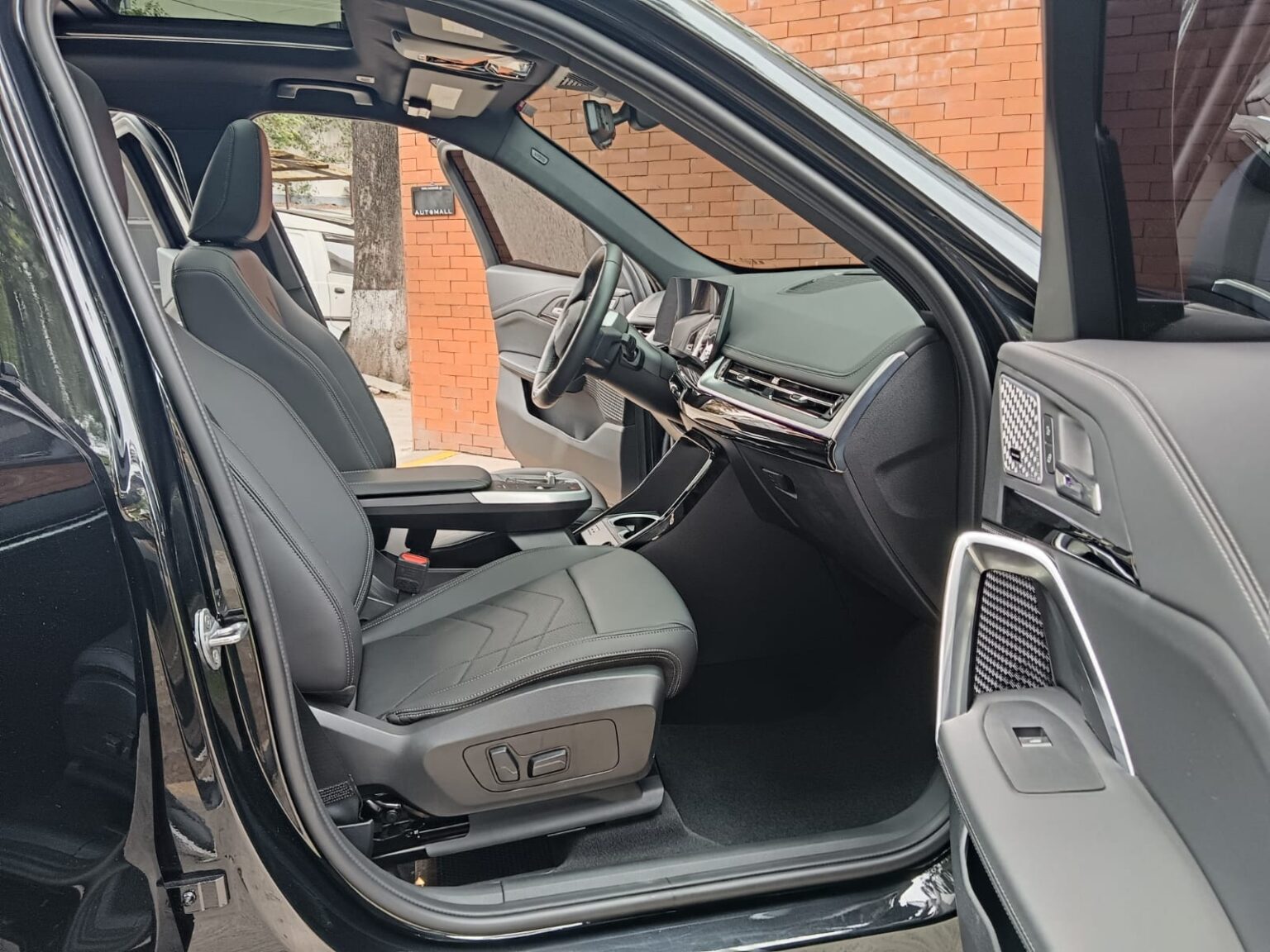BMW-X1-Xdrive-28i-2024-134LGR (7)