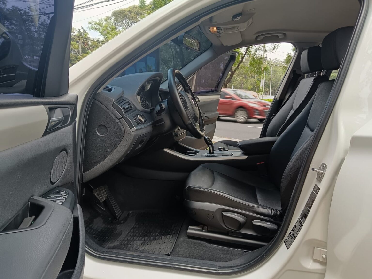 BMW-X3-20d-2013-871FKC (13)
