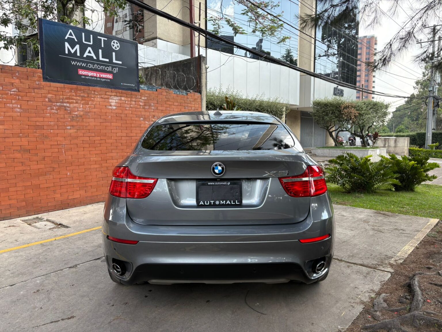 BMW-X6-35i-2011-301KSC (11)