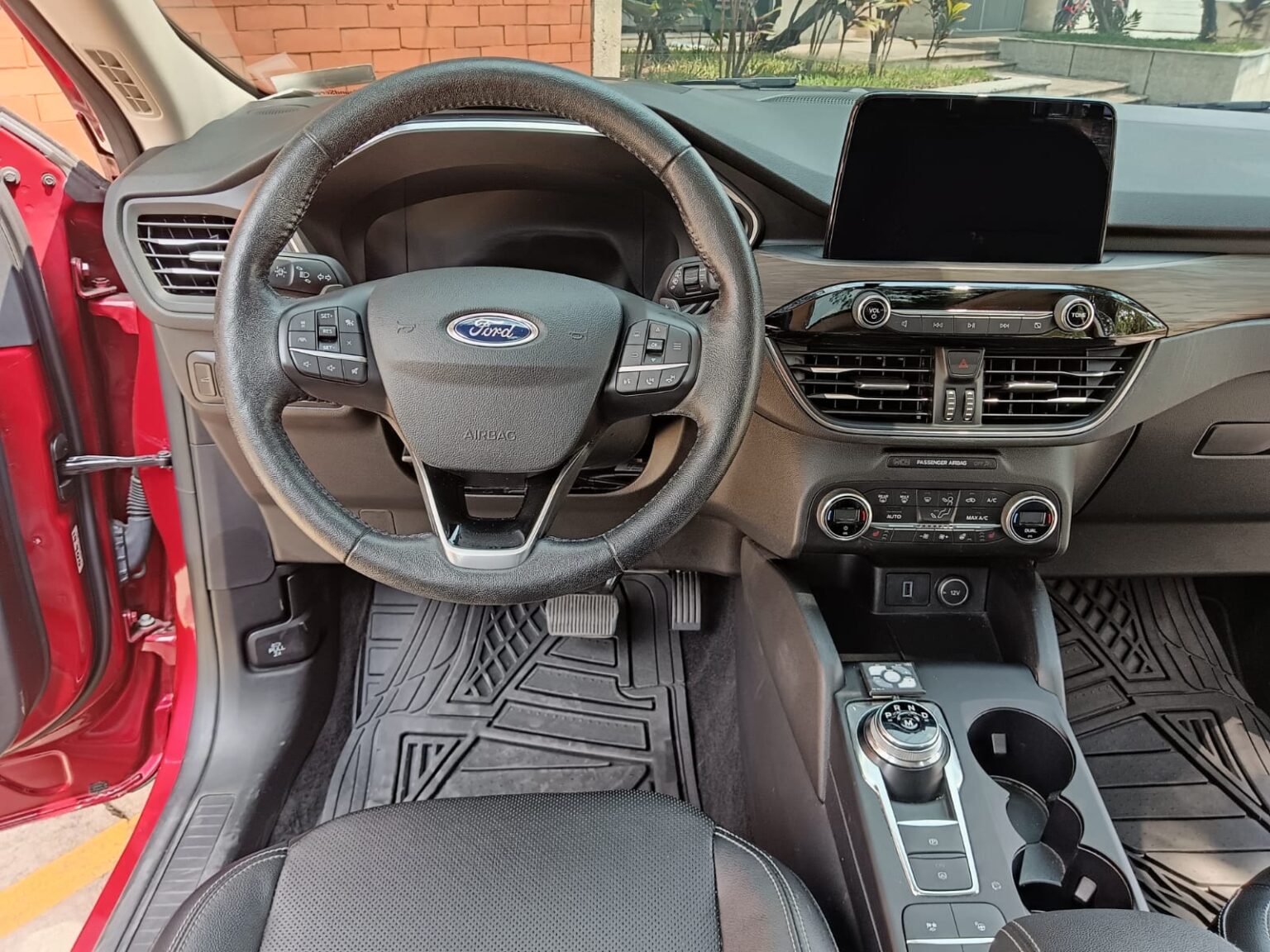 Ford-Escape-Titanium-2020-501JKX (16)
