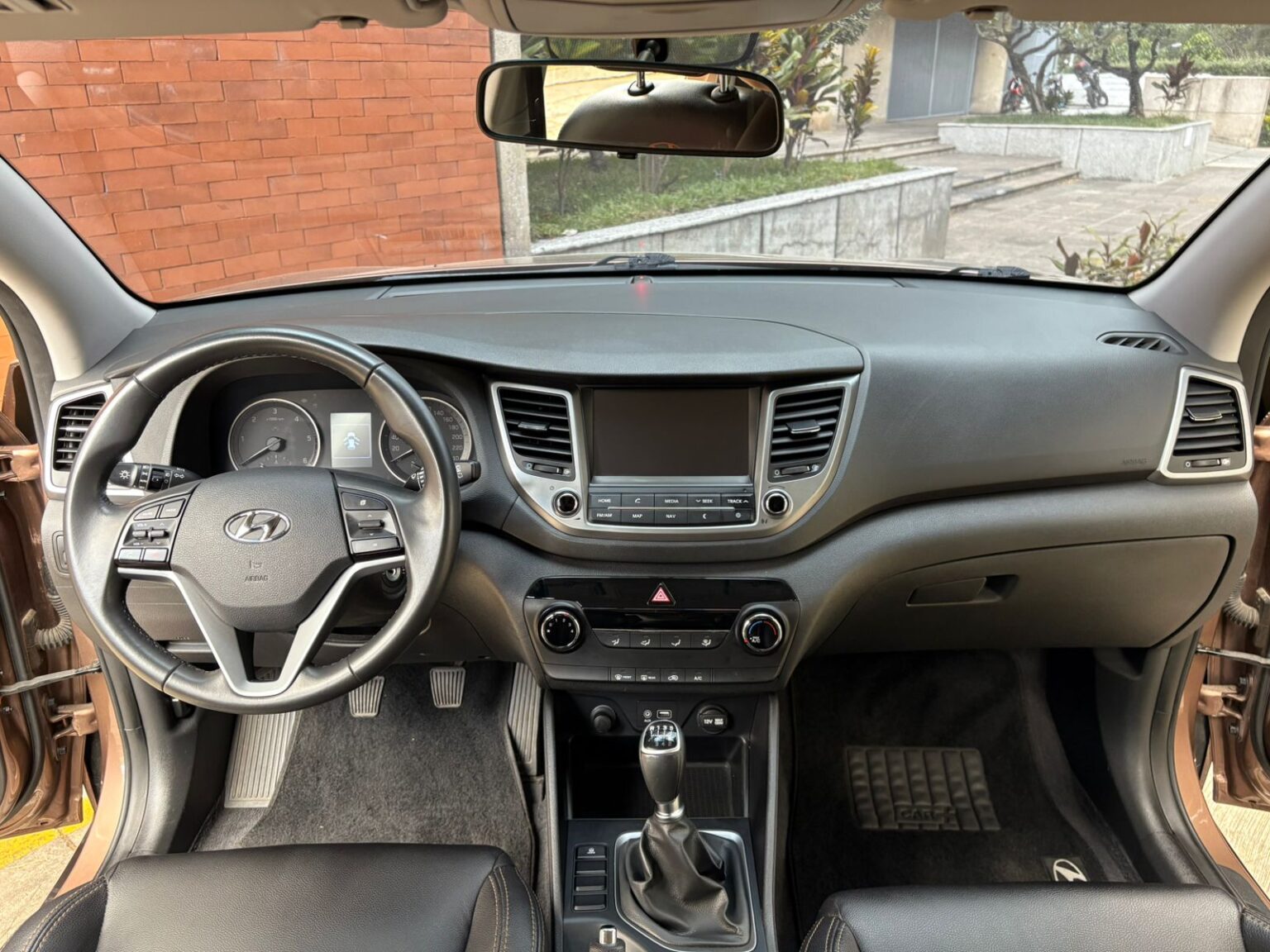 Hyundai-Tucson-MT-2017-587GKG (12)
