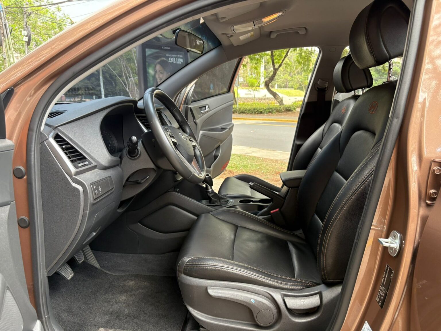 Hyundai-Tucson-MT-2017-587GKG (8)