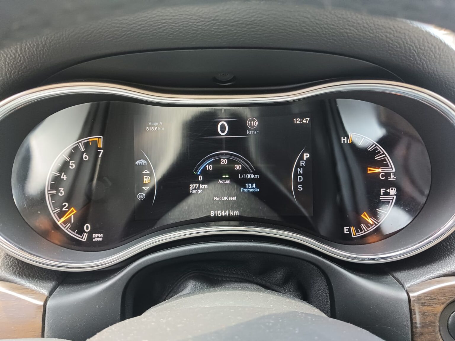 Jeep-Grand-Cherokee-Limited-2014-989FNP (3)